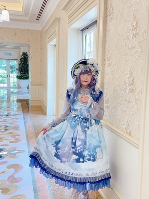 倖田兔子's 「Lolita」themed photo (2020/08/30)