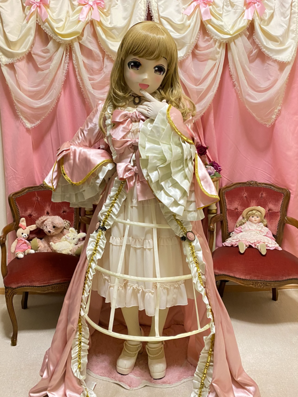 Satellite Door's 「Lolita」themed photo (2020/09/03)