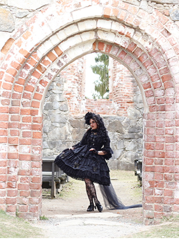 Marjo Laine's 「Gothic Lolita」themed photo (2020/09/12)