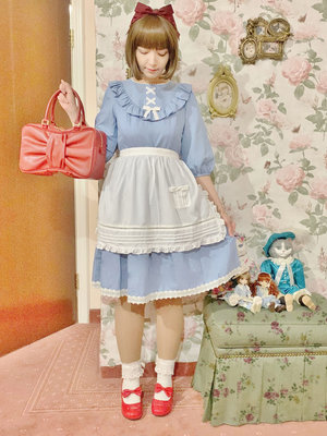 Charlotte's 「Emily temple cute」themed photo (2022/02/09)