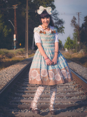 Ahiri's 「Bodyline」themed photo (2017/06/19)