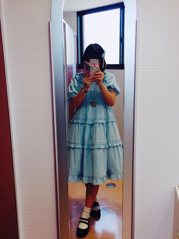 momo♡'s 「To Alice」themed photo (2017/06/23)