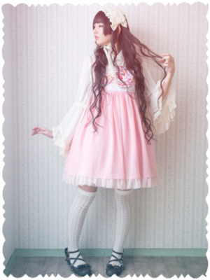 音梨まりあ（Maria Otonashi）'s 「metamorphose」themed photo (2017/07/10)