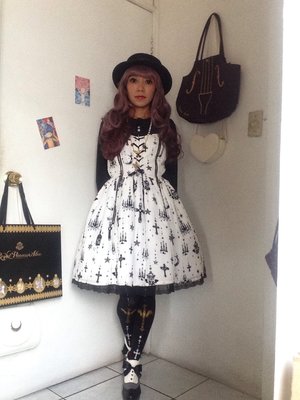 是Lizbeth ushineki以「Lolita fashion」为主题投稿的照片(2017/07/15)