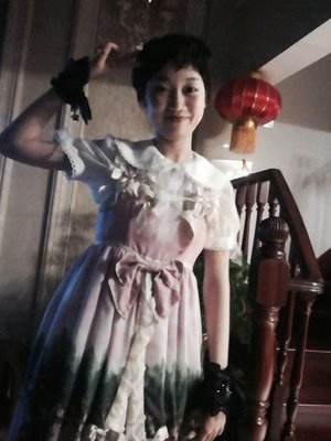 Yuzhi's 「粉色 连衣裙」themed photo (2017/07/17)