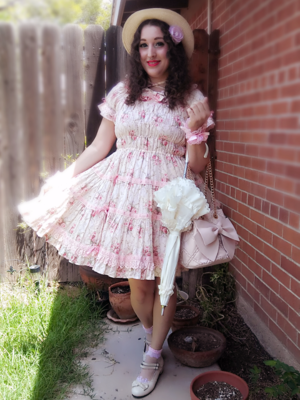 Candice Bear's 「Angelic pretty」themed photo (2017/07/18)