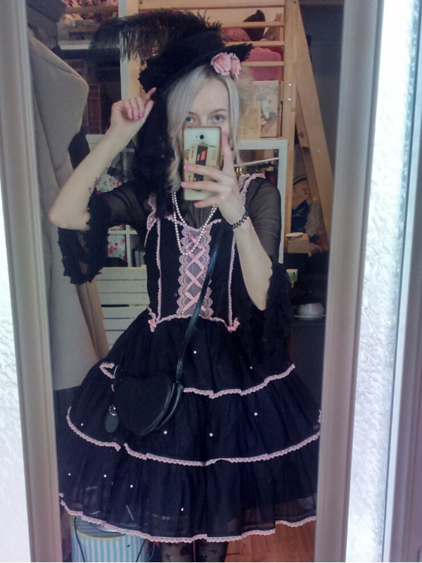 Kia Rose's 「Angelic pretty」themed photo (2017/07/18)