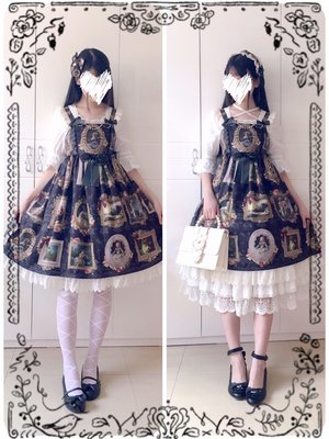 Hitomi's 「Classical Lolita」themed photo (2017/07/23)