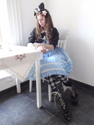 Emilia Nogueira's 「erisu-coordinate-contest」themed photo (2017/08/06)