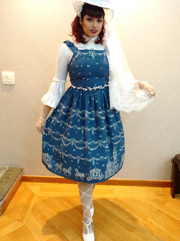 Mari's 「Classical Lolita」themed photo (2017/08/11)