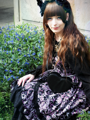 Kia Rose's 「ALICE and the PIRATES」themed photo (2017/08/13)