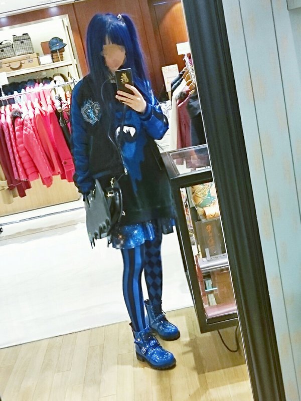 僵尸's 「something-blue」themed photo (2017/09/27)
