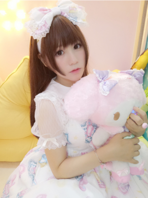 Nyako's 「Angelic pretty」themed photo (2017/10/05)