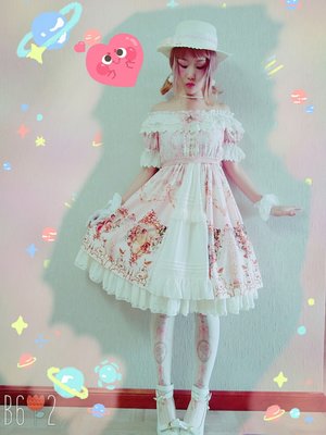 冻冻's 「Lolita」themed photo (2017/10/09)