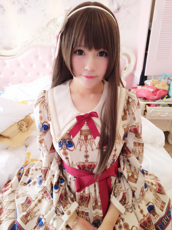 Nyako's 「Angelic pretty」themed photo (2017/10/18)