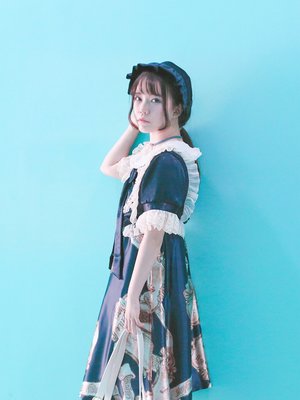 星船's 「Lolita」themed photo (2017/10/28)
